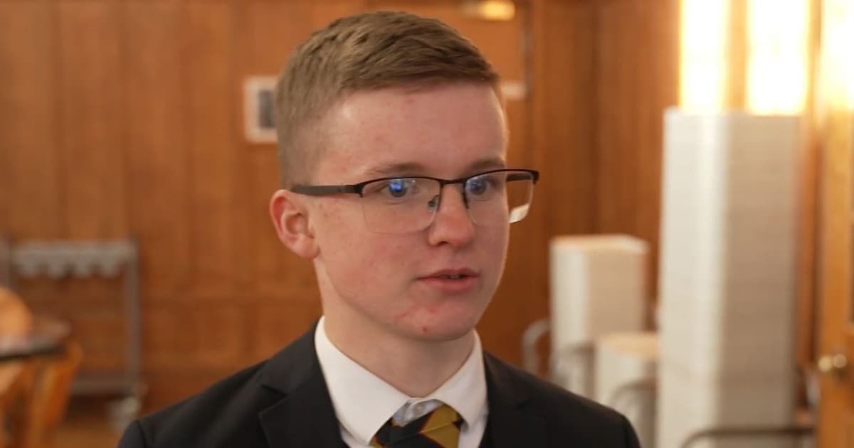 The “Goodbye Germany” family lives on donations – and sends their son to a 51,000-euro boarding school