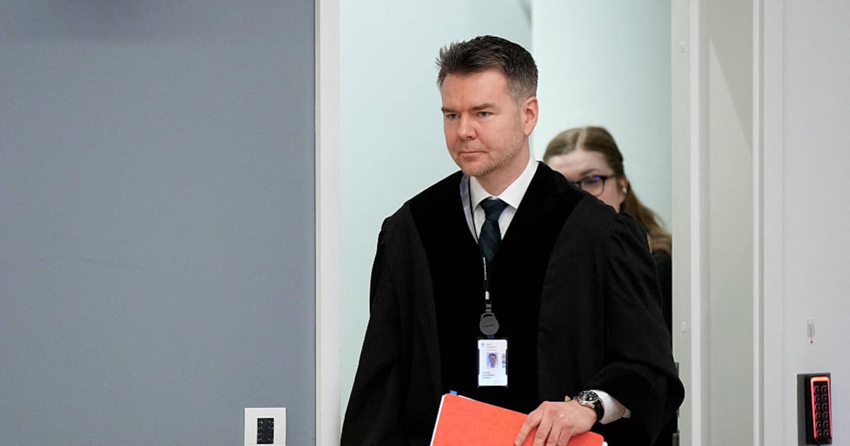 Marius-Richter makes Saal laugh with his dry comment