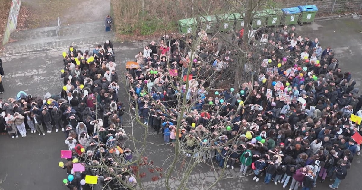 300 students want to keep their career-changing teacher