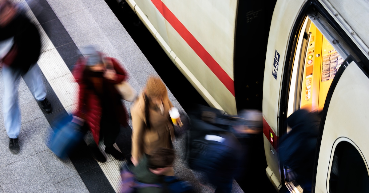 Betting on Deutsche Bahn train delays: Invented Caio van Craaven says how he came across “bahn.bet”.