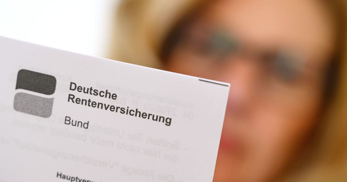 The pension is broken – let young people get out