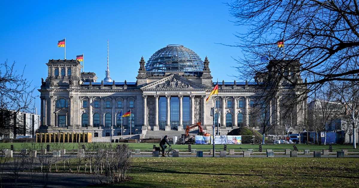 SPD loses – Union still just ahead of AfD