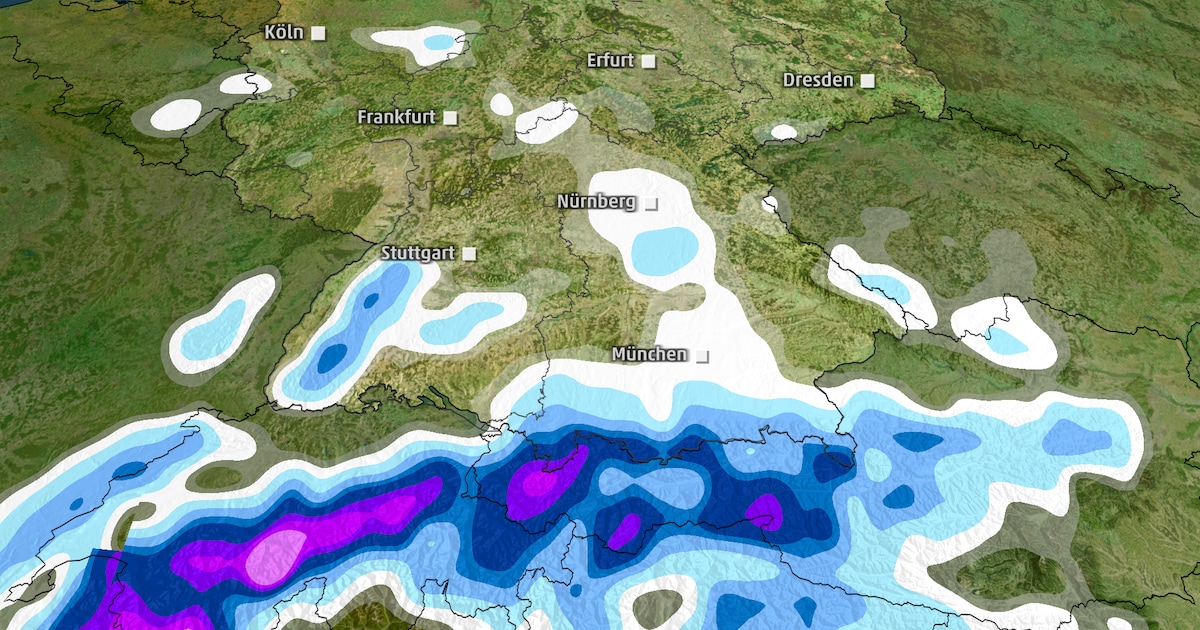April weather with winter slippery conditions and snow in southern Germany