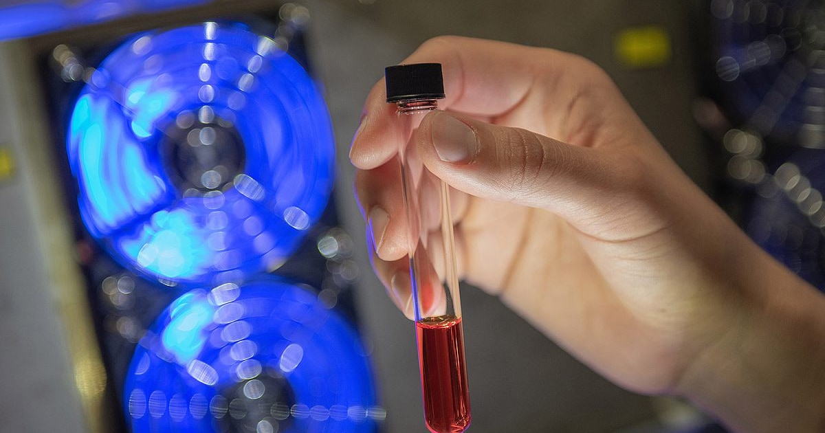 German researchers produce hydrogen at the push of a button