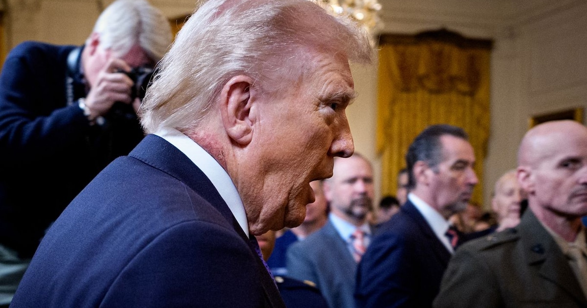 Personal doctor comments on Trump’s mark on his neck