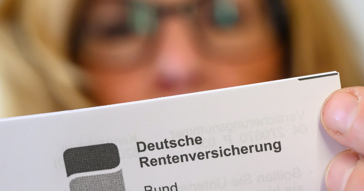 Fake pension portals collect money for free services