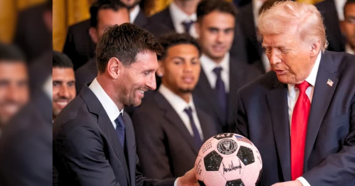 When Trump suddenly talks about Ronaldo, Messi has to grin
