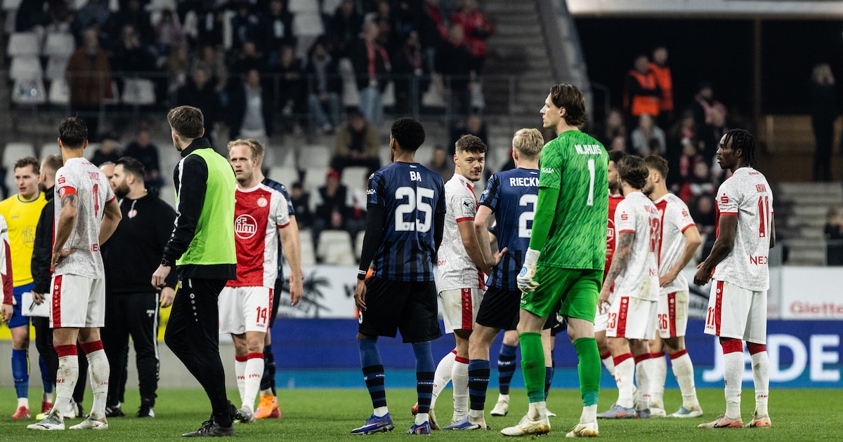 Essen keeper collapses after throwing a cannon, long interruption