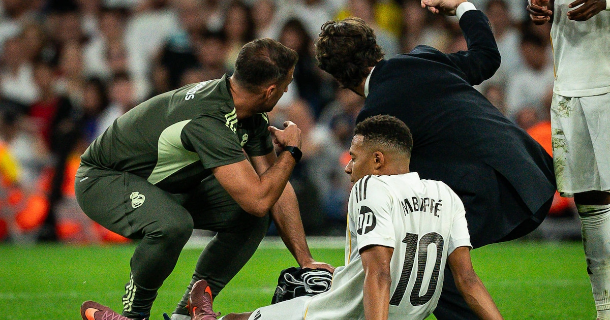 Real doctors are said to have examined Mbappé’s false knee