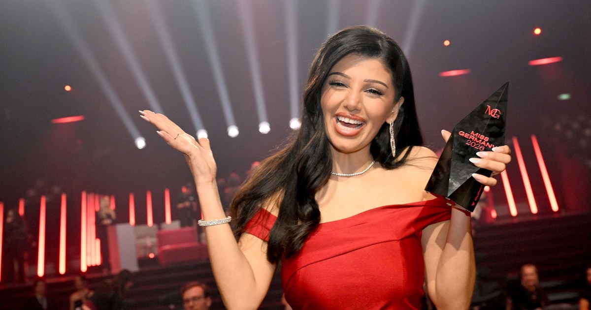 Twitch star Rose Mondy elected as the new “Miss Germany”.